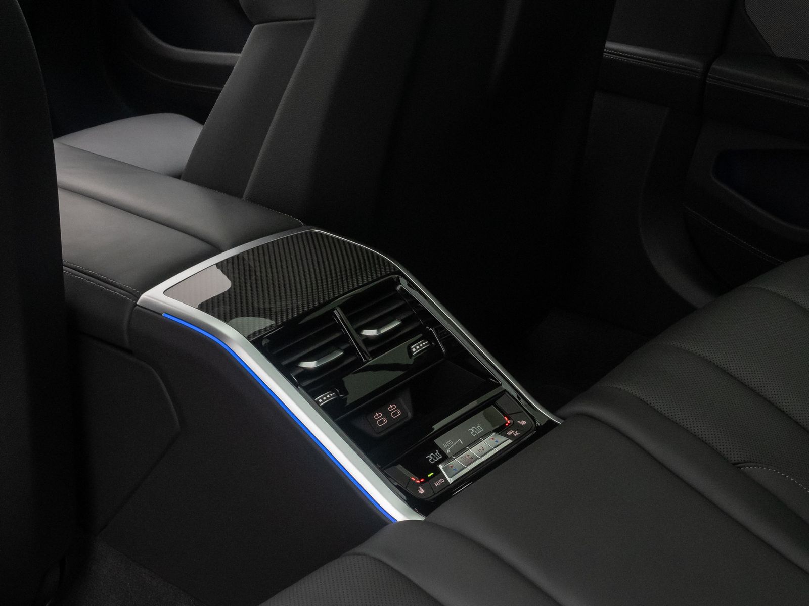 Fahrzeugabbildung BMW 840d xD Gran Coupé M Sport 360° DAB Laser 20Zoll