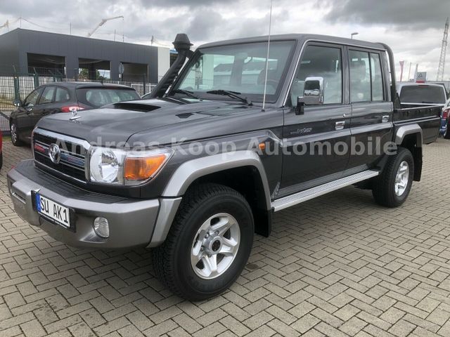 Toyota Land Cruiser HZJ 79 DC 4,5d V8 5-Gang Euro-2 4x4