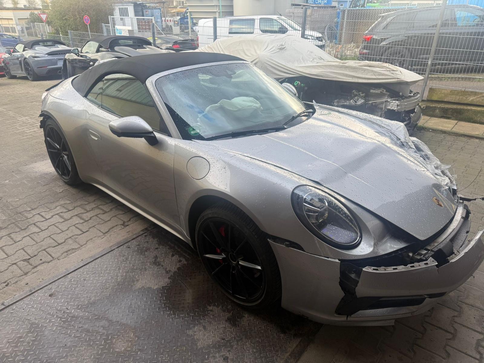 Porsche 911 Carrera 4 S Cabriolet Sportpaket