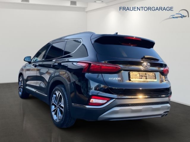 Fahrzeugabbildung Hyundai SANTA FE Premium 4WD 2.2 CRDi 7-Sitzer Panorama