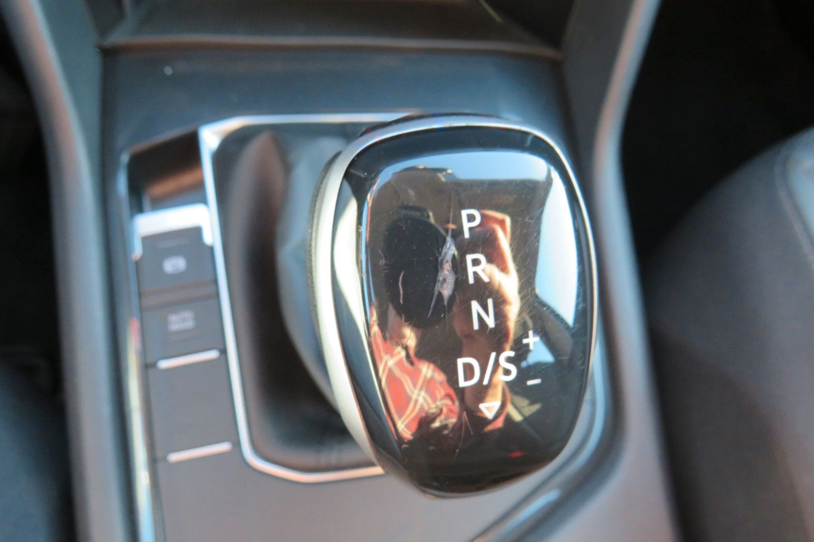 Fahrzeugabbildung Volkswagen Tiguan Life TDI DSG AHK NAVI KAMERA LED ACC GJ