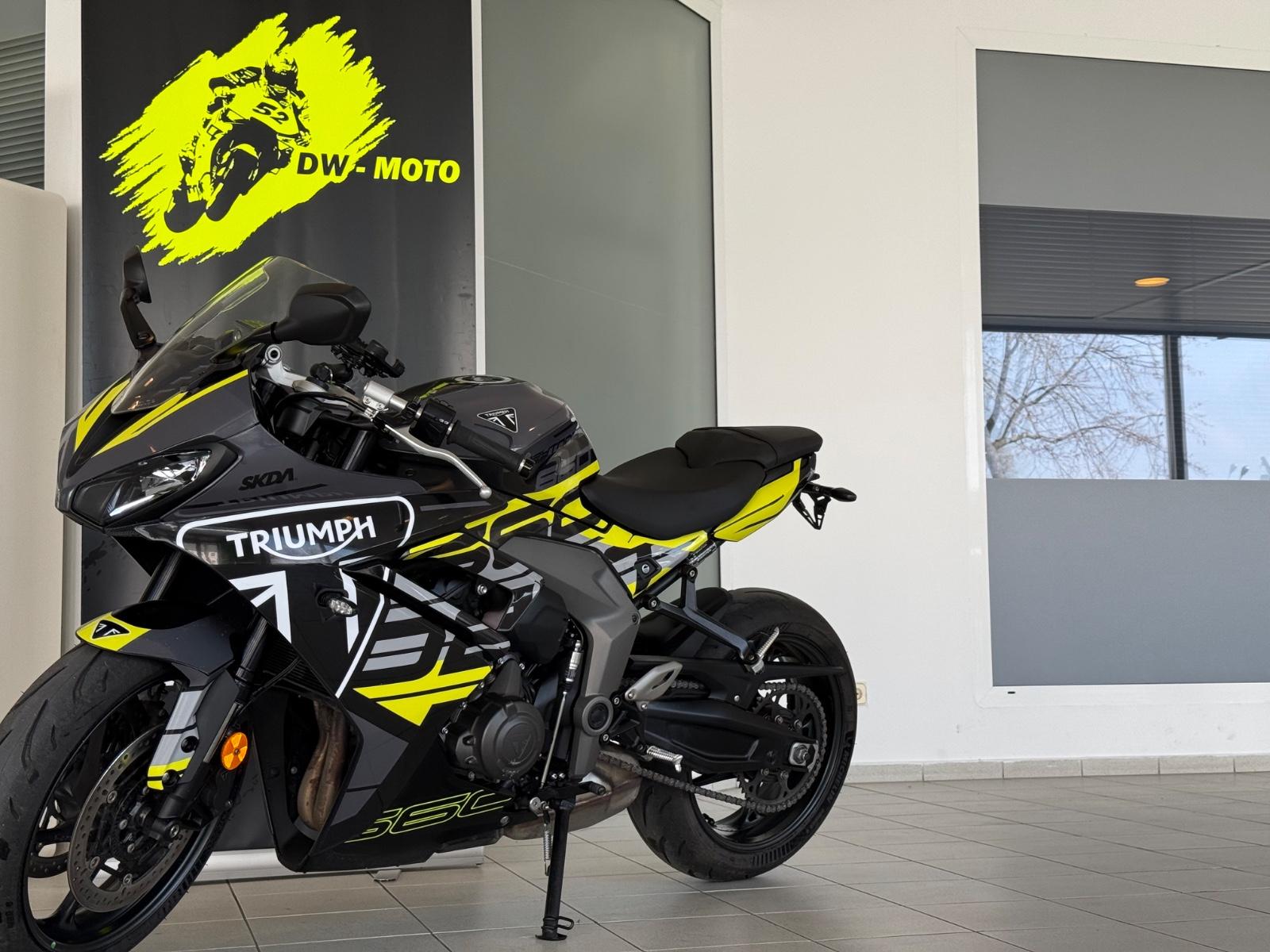 Triumph Daytona 660 Quickshifter & Blipper