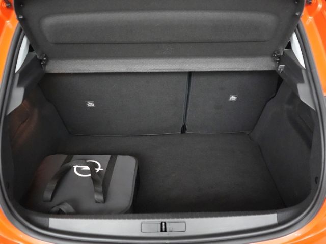 Corsa-e F EDITION 50kWH AT+SITZHEIZUNG+PARKPILOT