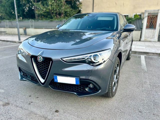 Alfa Romeo Stelvio MOTORE NUOVO!!!