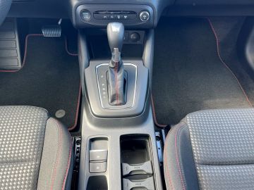 Bild 15 Ford Focus Turnier ST-Line X MHEV Sportpaket HUD Navi