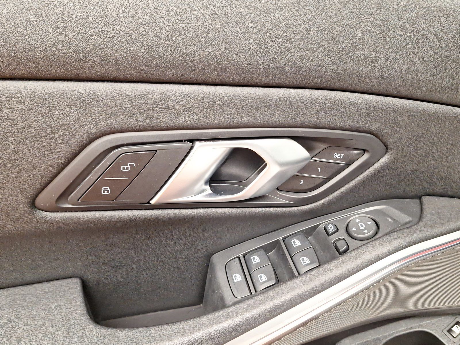 BMW 330 - Bild 16