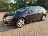 Opel Astra J Sports Tourer, 2.0 TDI - Opel Astra: TDI