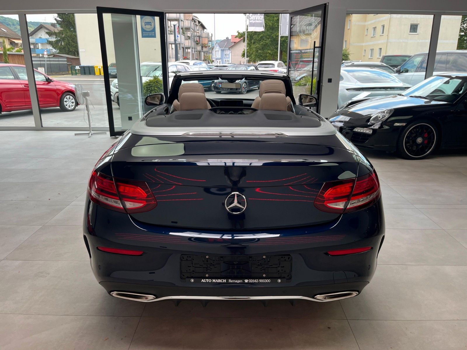Fahrzeugabbildung Mercedes-Benz C 200 Cabrio AMG-Line*Airscarf*Park-Paket*