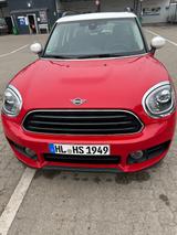 MINI Countryman Cooper Essential Trim AT E...