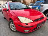 Ford Focus 1.6 Ambiente Autom Xenon Leder Klima!! - Ford Focus aus 2002: Kombi