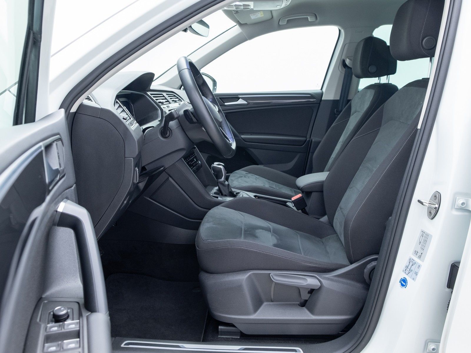 Volkswagen Tiguan - Bild 12