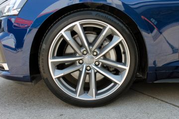 Fahrzeugabbildung Audi A5 Cabrio 2.0 TFSI S-Line Quattro ACC LED PDC