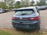 Renault Megane IV Lim. 5-trg. Play 1.2 EU6 NR 18 - Renault Megane Unfallwagen