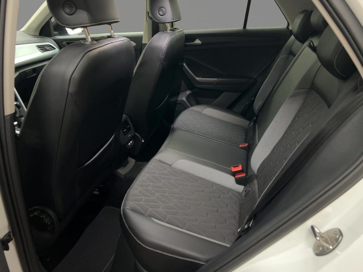 Volkswagen T-Roc - Bild 10