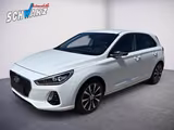 Hyundai i30 Intro - Hyundai i30: Intro