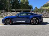 Porsche 911 (992) Carrera S Coupé - blaue Porsche 992
