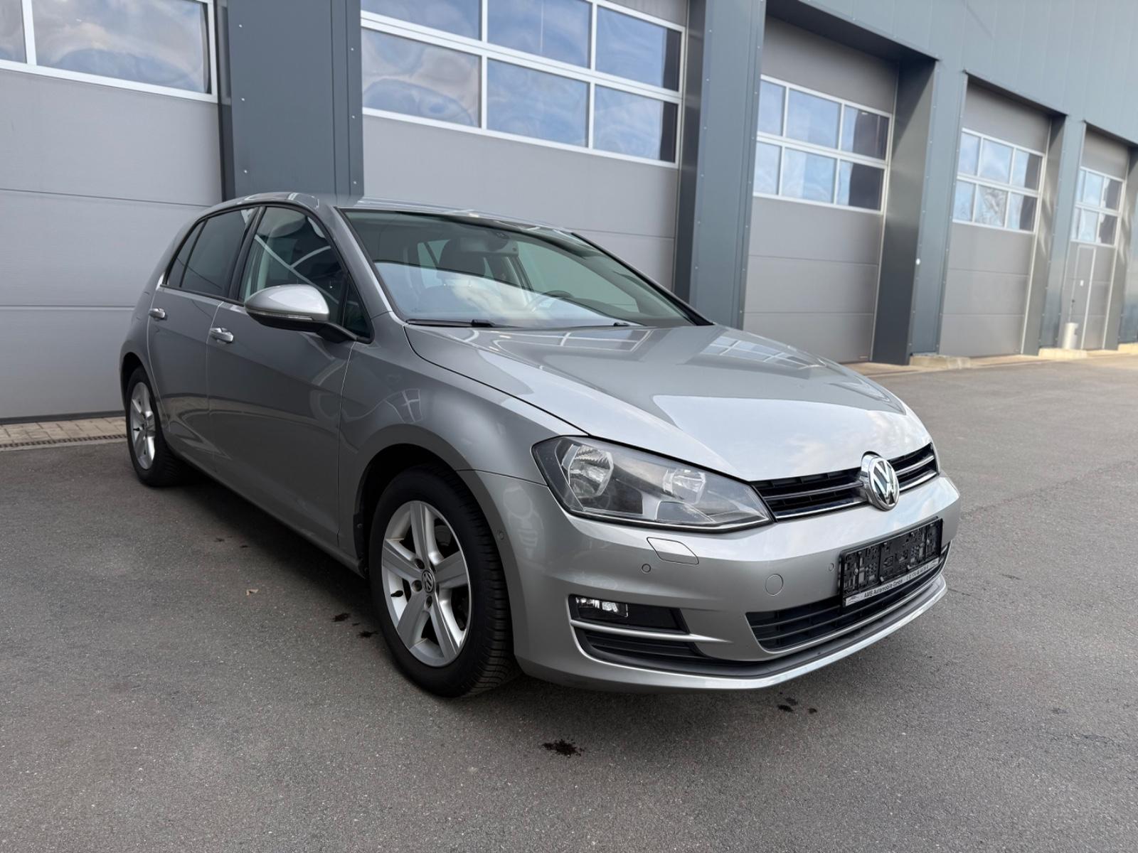 Volkswagen Golf VII Lim. 1.4TSI*Comfortline*Kamera*BT-Audio