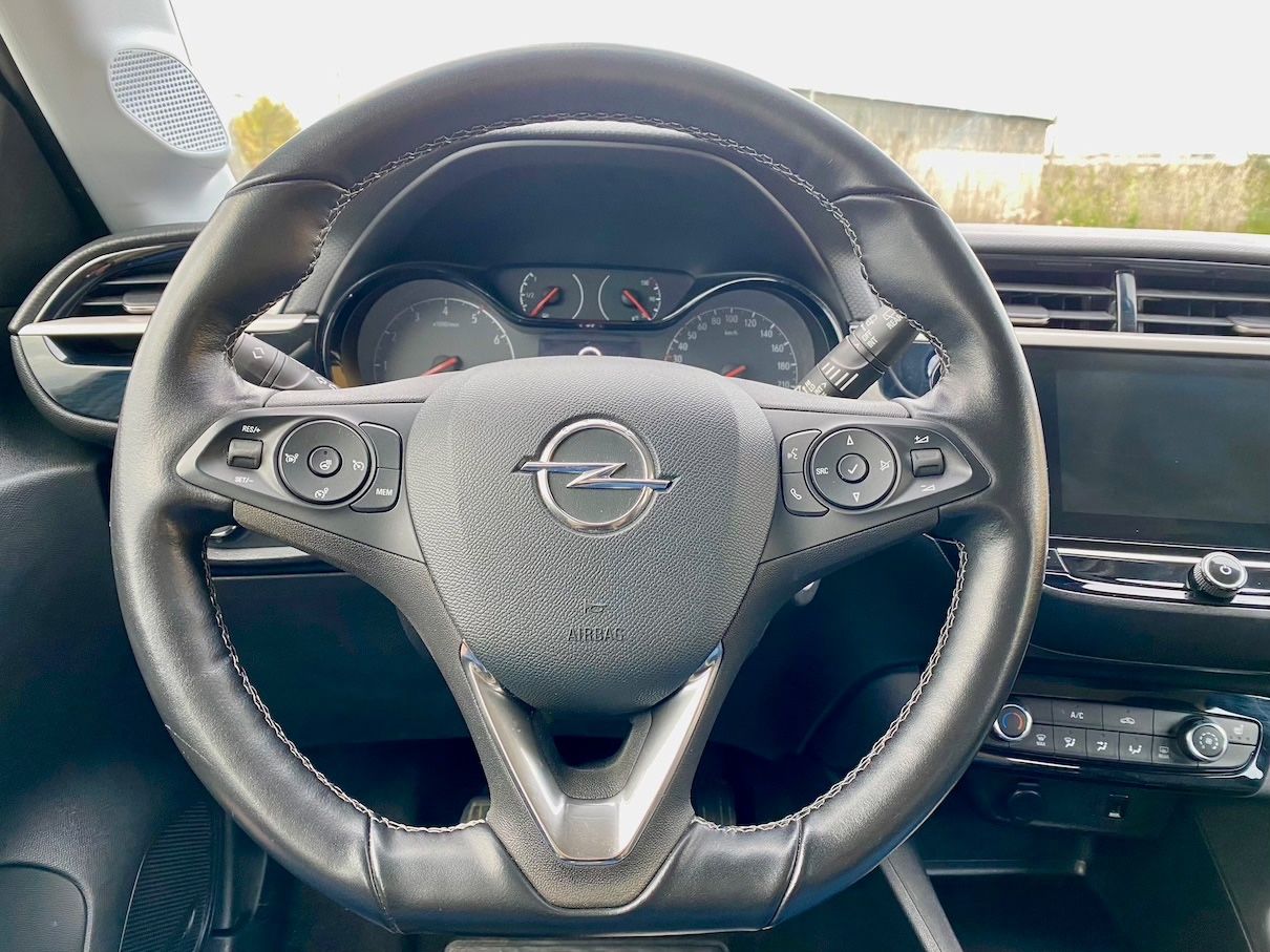 Fahrzeugabbildung Opel Corsa 1.2 Edition KLIMA NAVI GZJR SHZ PDC DAB+