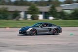 Porsche eleganter GTS 4.0 - Approved bis 2027 - Porsche Cayman in Hamburg