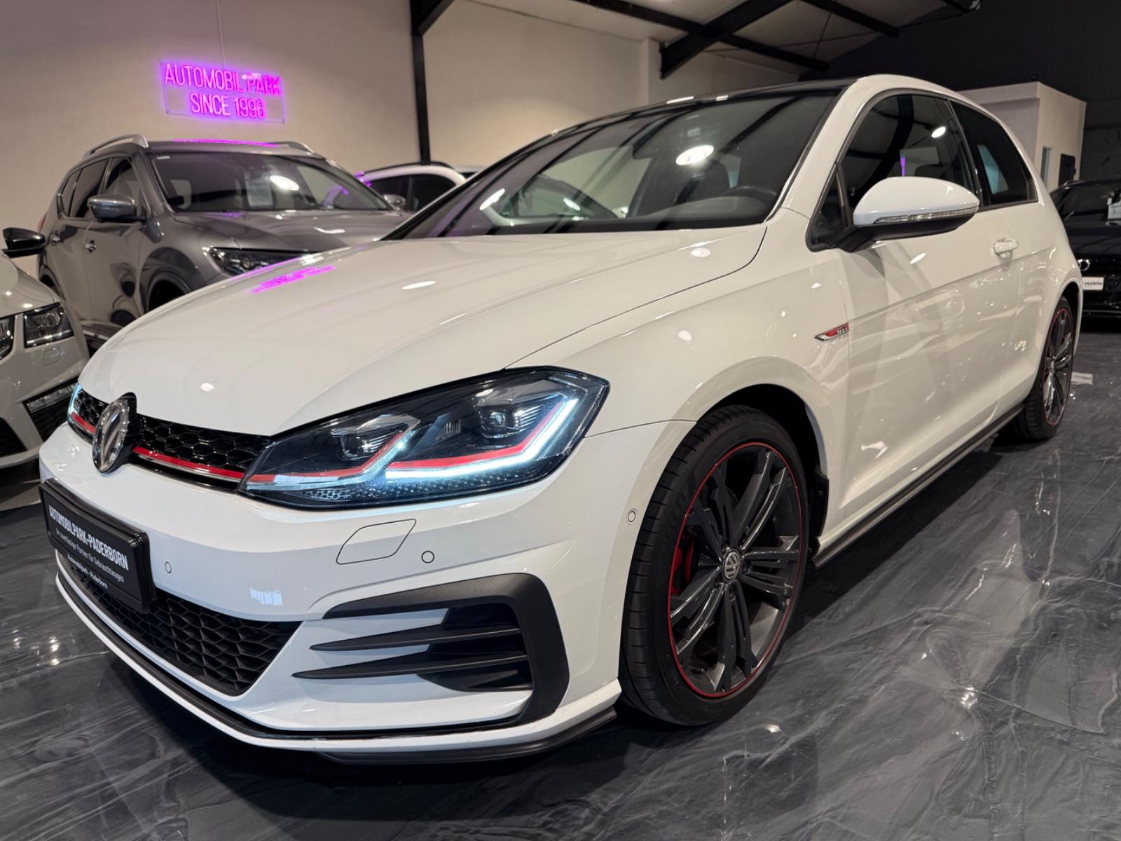 Volkswagen Golf 7 GTI/Panorama/1.Hand/LED/Navi/6 Gang/Alus
