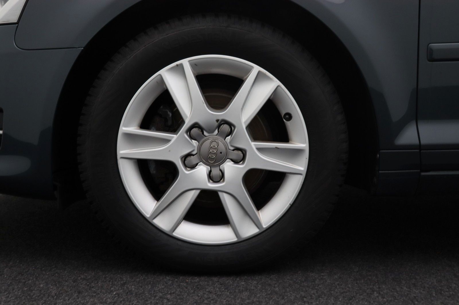 Fahrzeugabbildung Audi A3 Sportback 2.0 TDI Attraction