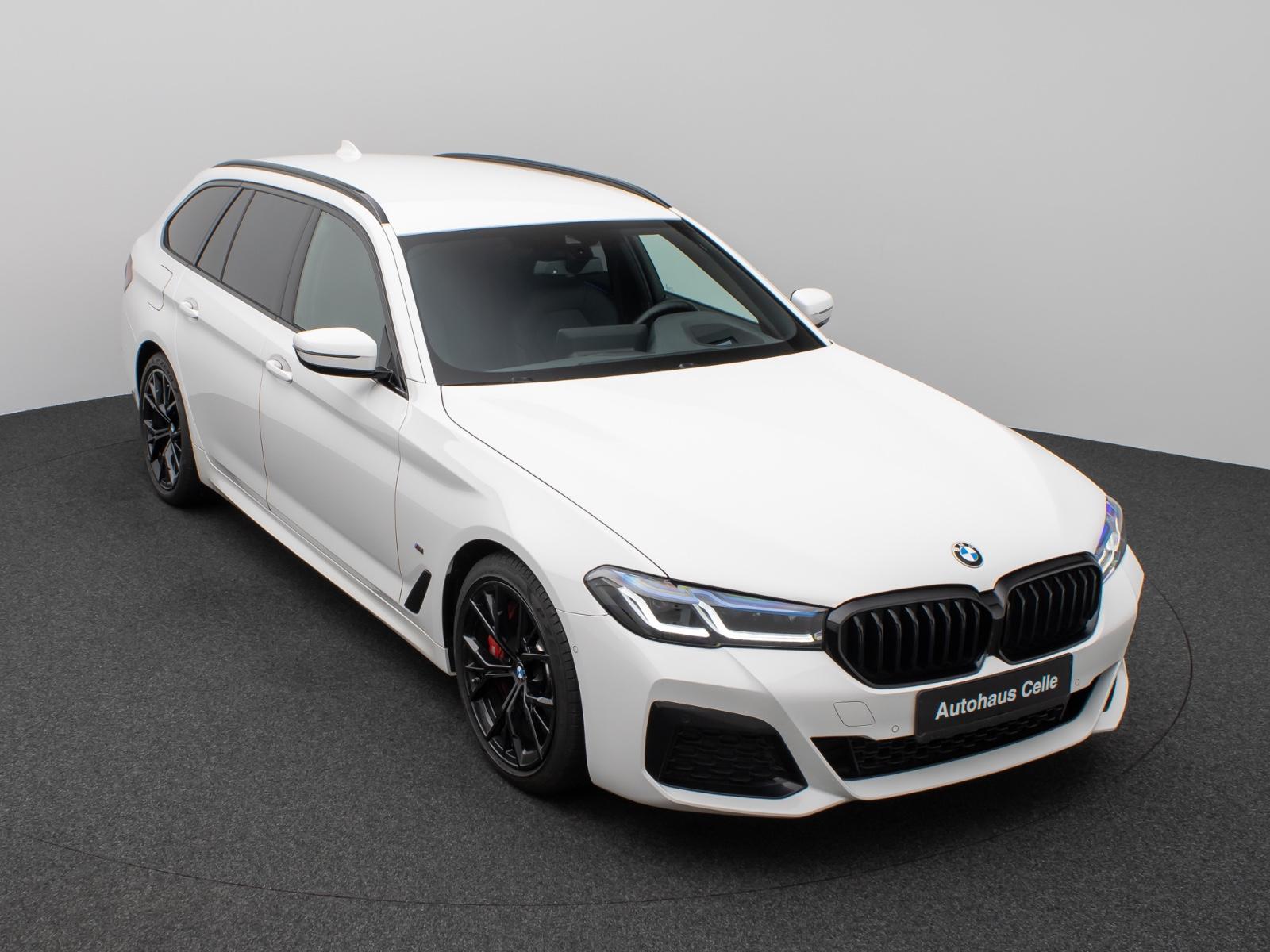 BMW 540d xD Tour M Sport HUD HiFi Laserlicht 19``