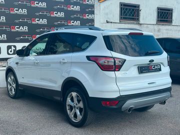 Ford Kuga - 5