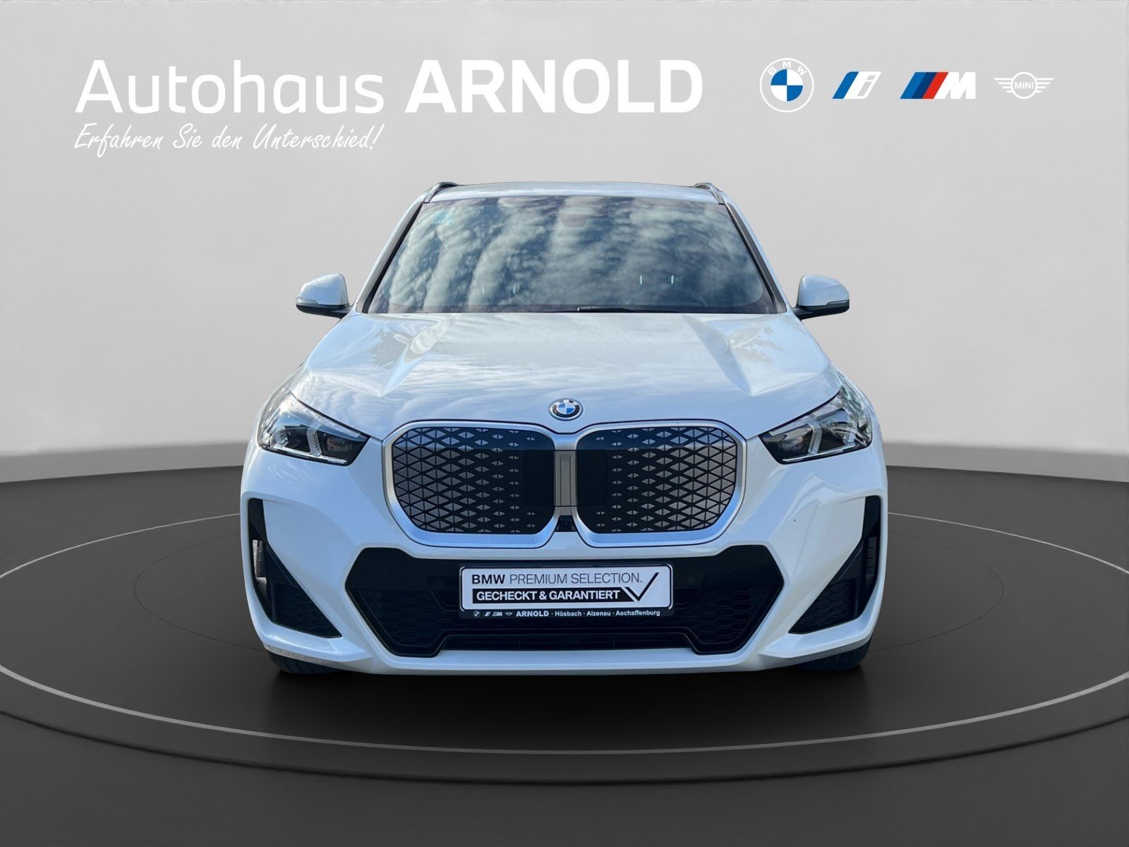 BMW iX1 xDrive30 M Sportpaket Head-Up DrAssProf foto 3