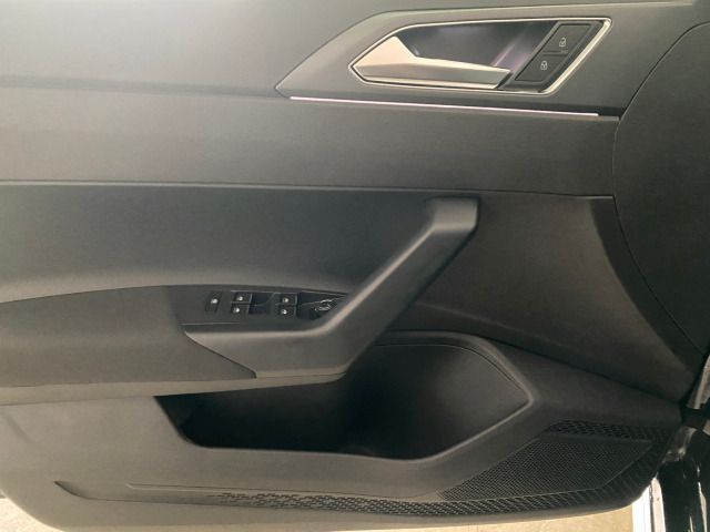 Polo R-Line 1.0 TSI KAMERA+ACC+SHZ
