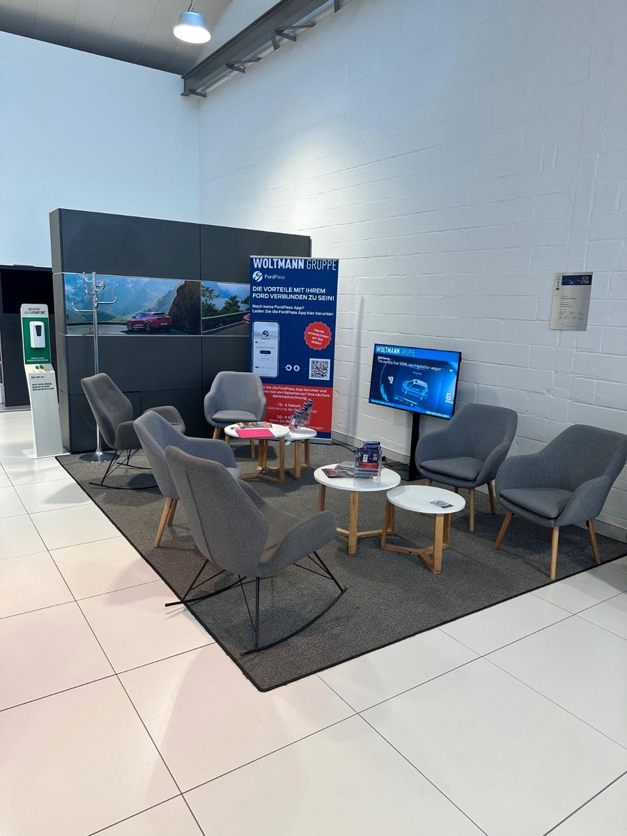 showroom-image-main
