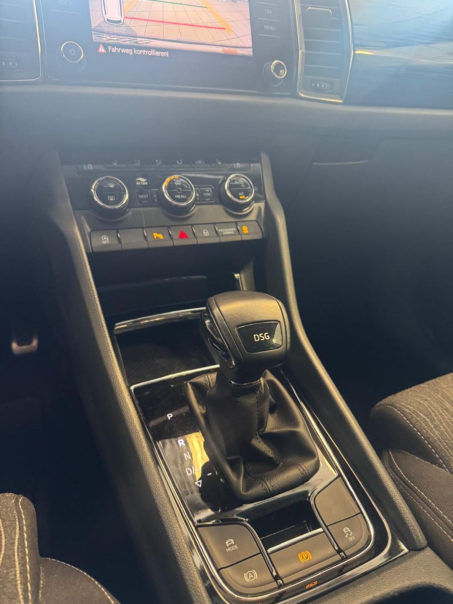 Fahrzeugabbildung SKODA Kodiaq Style  /AHK/1.HAND/SCHECKHEFT/NAVI