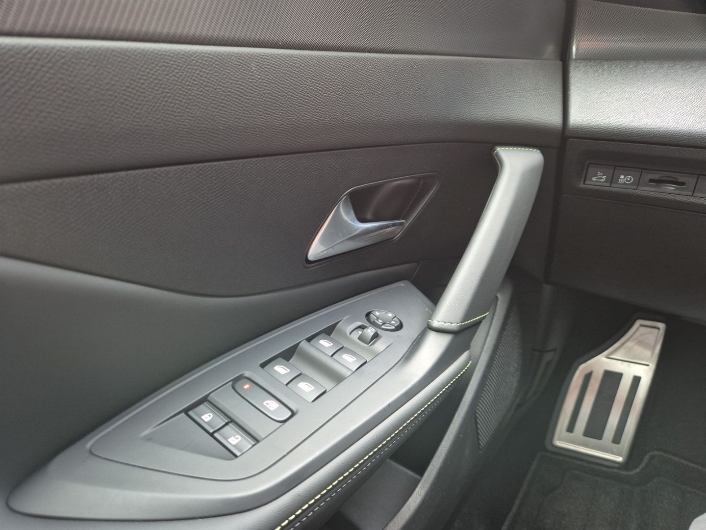 Peugeot 308 - Bild 13