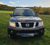 Nissan Pickup Nissan Navara D40, 4x4, Hardtop - Nissan aus 2010: Geländewagen