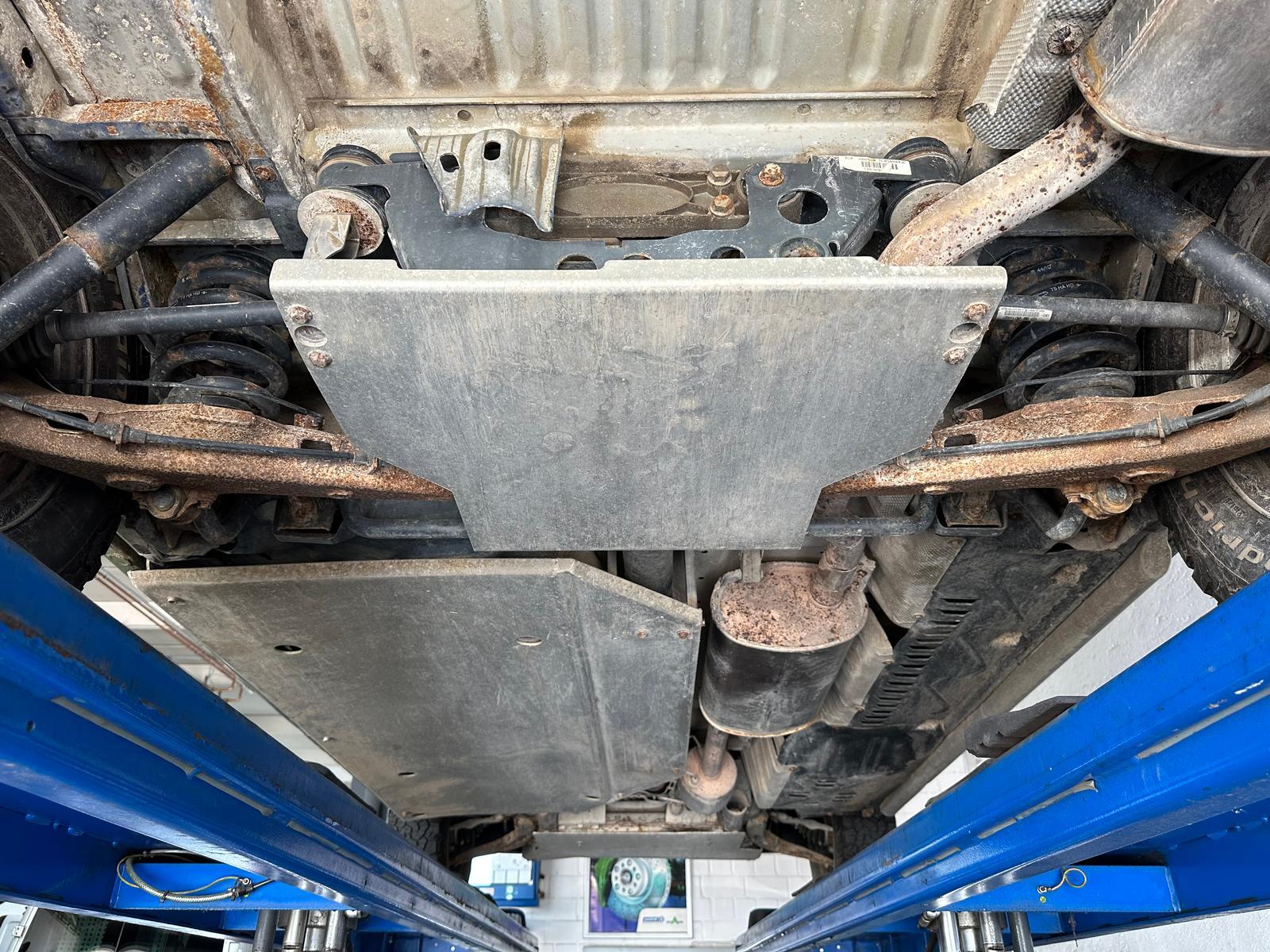 Volkswagen T5 WIDDER 4MOTION ROCKTON SEIKEL BUNDESWEHR OFFR