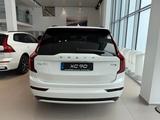 Volvo XC90 T8 AWD ULTRA DARK+MASSAGE+AKUSTIK+LUFTFWRK+ - Volvo Gebrauchtwagen in Kaiserslautern