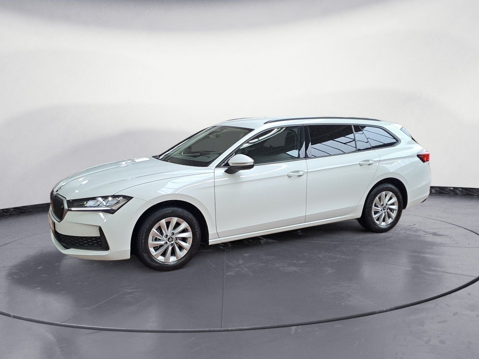 Skoda Superb - Bild 2