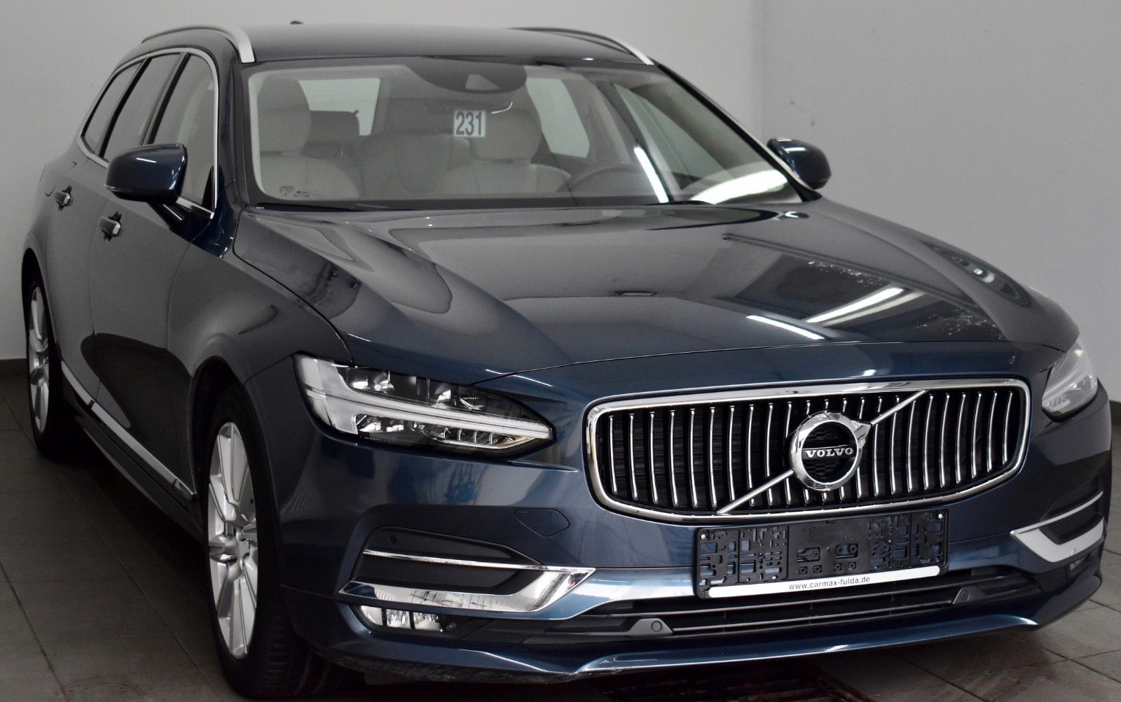 Fahrzeugabbildung Volvo V90 Inscription,Leder,Navi,4xSH,Kamera,ACC,AHK