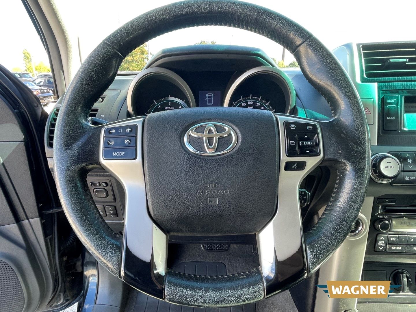 Fahrzeugabbildung Toyota Land Cruiser Life 3.0 D-4D Automatik Sitzheizung