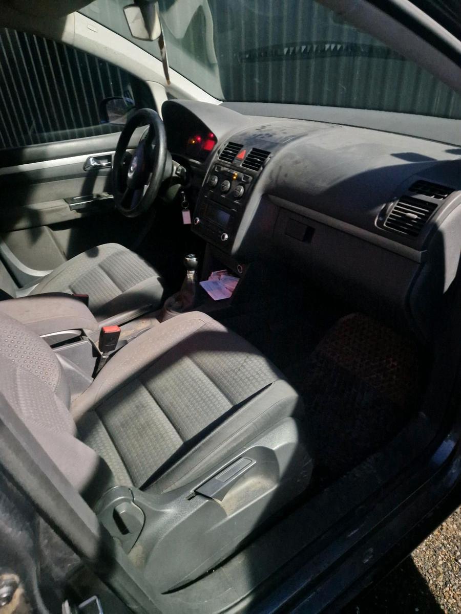 Volkswagen Touran 2006 — photo 5
