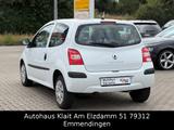 Renault Twingo Authentique - Renault Twingo Gebrauchtwagen in Freiburg