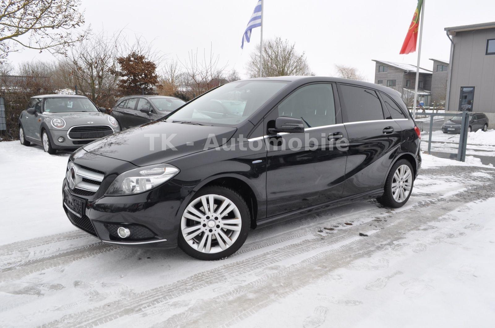 Mercedes-Benz B 200/NAVI/PDC/SHZ