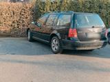 Volkswagen VW Golf Variant - Volkswagen Golf aus 2005: Variant