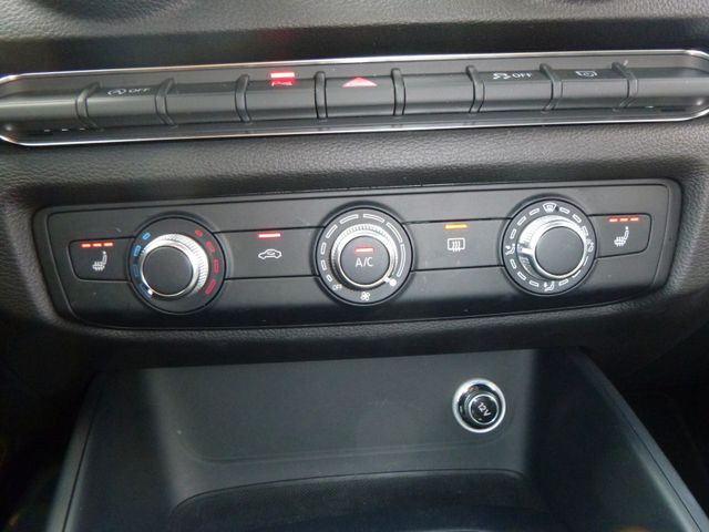 Fahrzeugabbildung Audi A3 Sportback 30 TFSI >NAVI/LED/Sitzheiz/PDC<