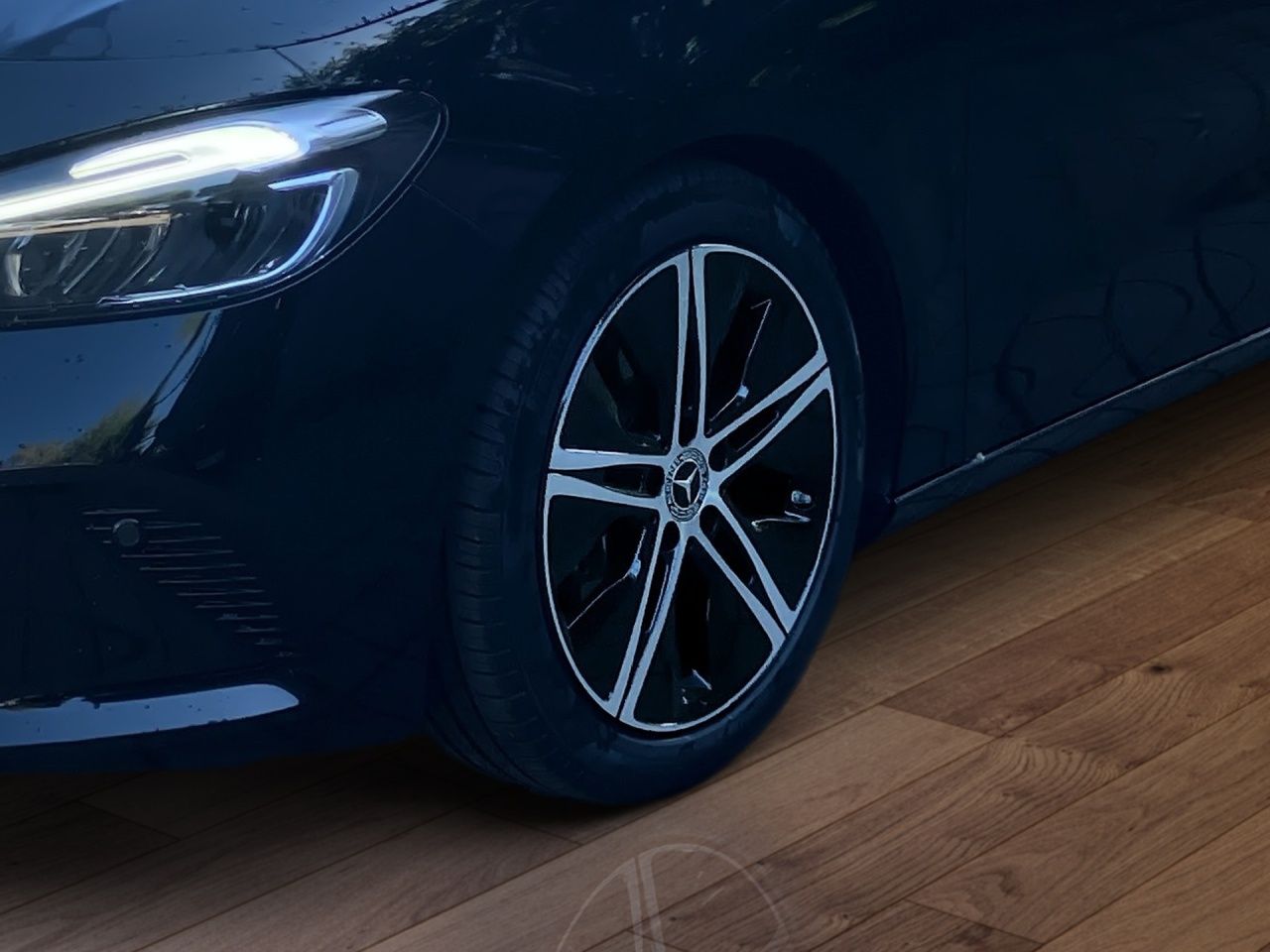 Fahrzeugabbildung Mercedes-Benz B 200 PROGRESSIVE+AHK+LHZG+LED+EL.HECKKL+KAMERA+