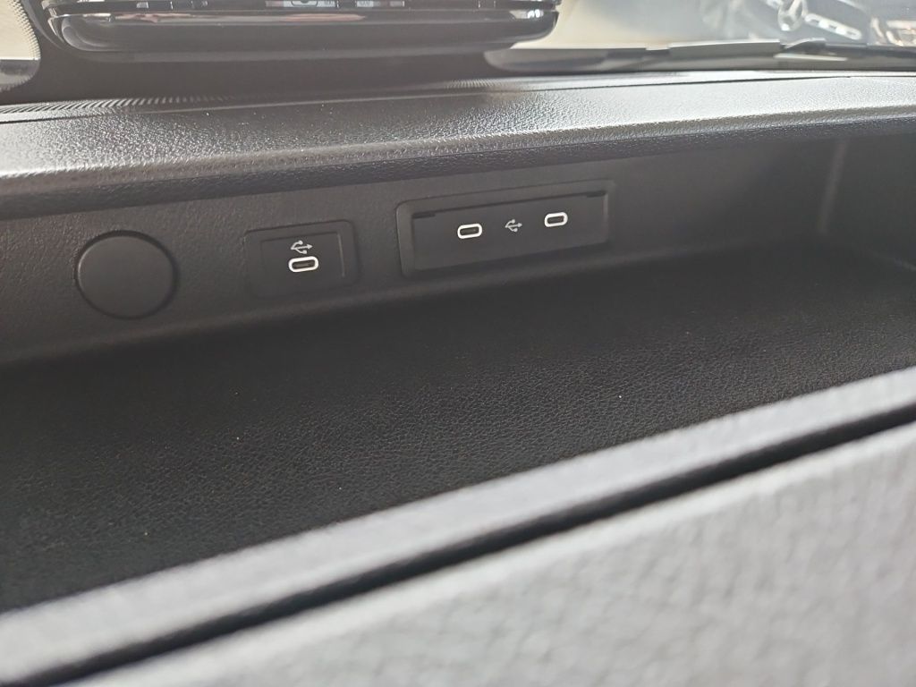 Fahrzeugabbildung Mercedes-Benz Sprinter 317 Kasten L3H2 RFK 270° Türen Tempomat