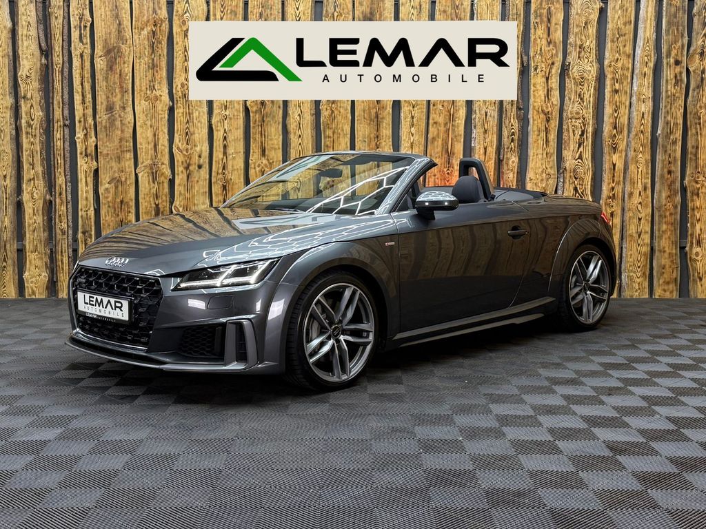 AUDI TT