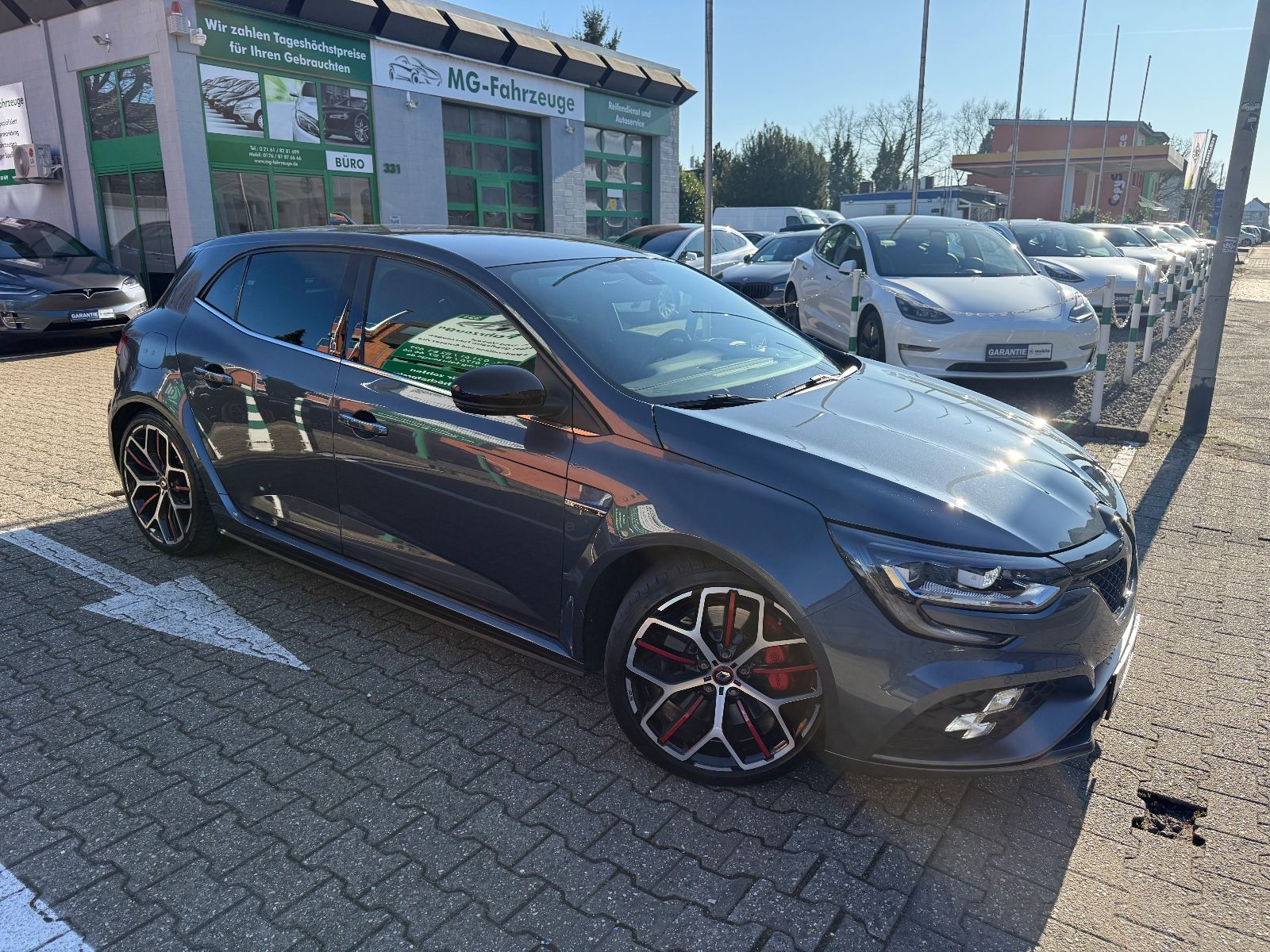Fahrzeugabbildung Renault MEGANE R.S. TROPHY HUD 1-HAND RENAULT SCHECKH.