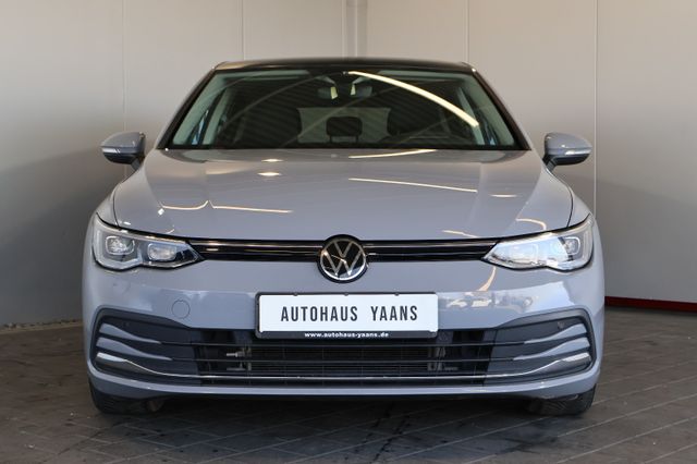 Volkswagen Golf VIII 2.0 TDI HUD+AID+MATRIX+PANO+KEY+AHK