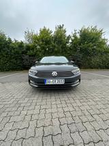 Volkswagen 2134567894 - Volkswagen Passat in Bonn