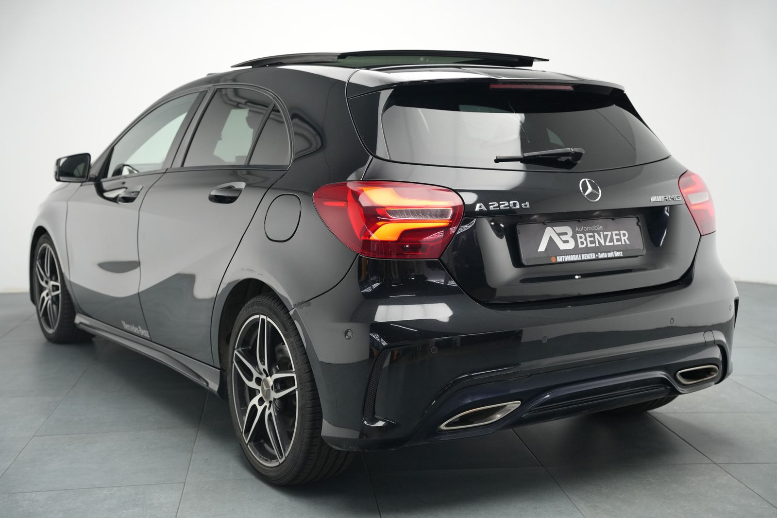 Fahrzeugabbildung Mercedes-Benz A A 220 CDI *AMG-Paket*Automatik*Panorama*SHZ*